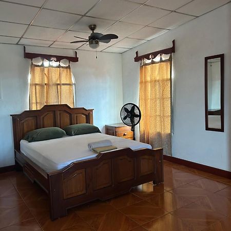 Casa Robles - Your Stay Near Airport Managua Buitenkant foto
