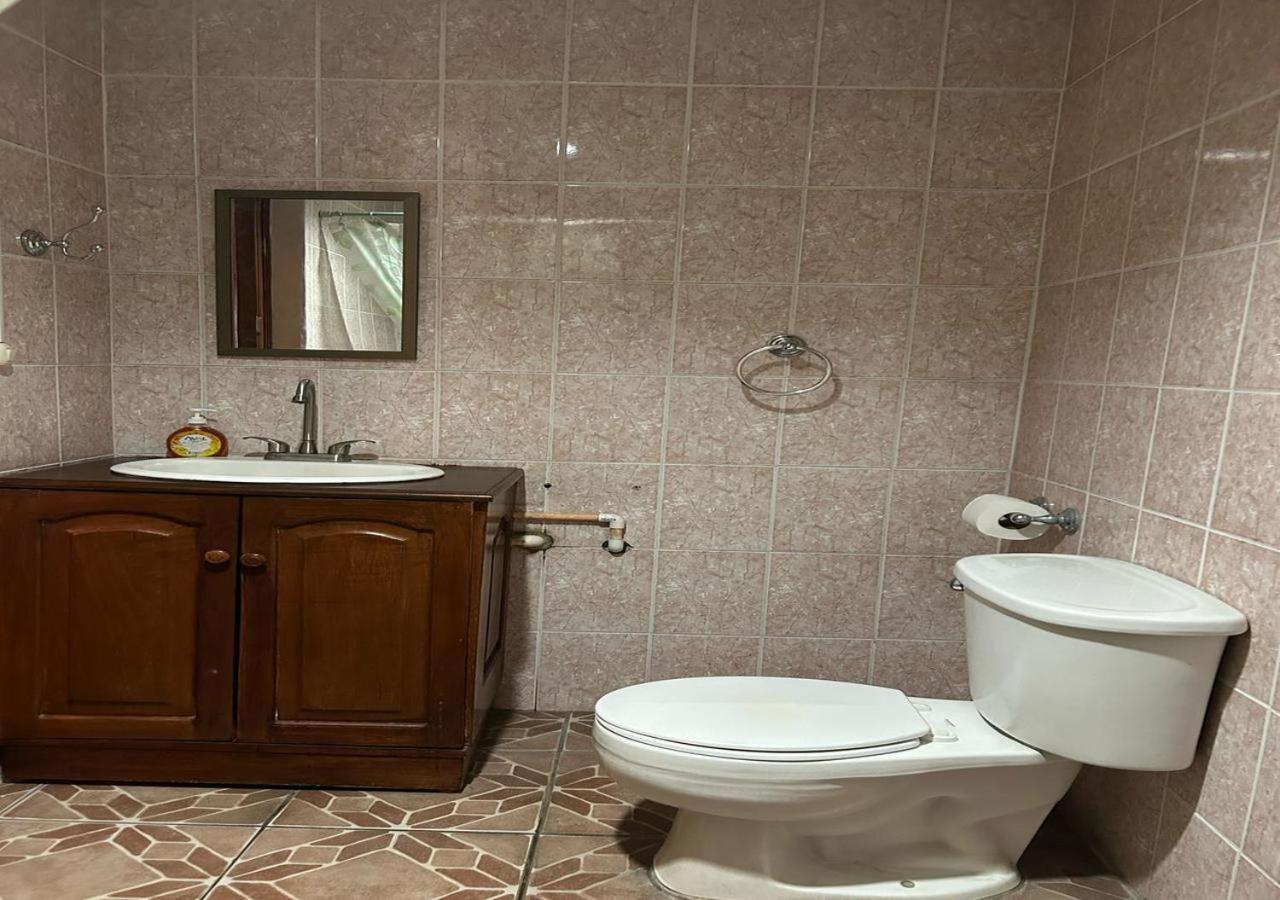 Casa Robles - Your Stay Near Airport Managua Buitenkant foto