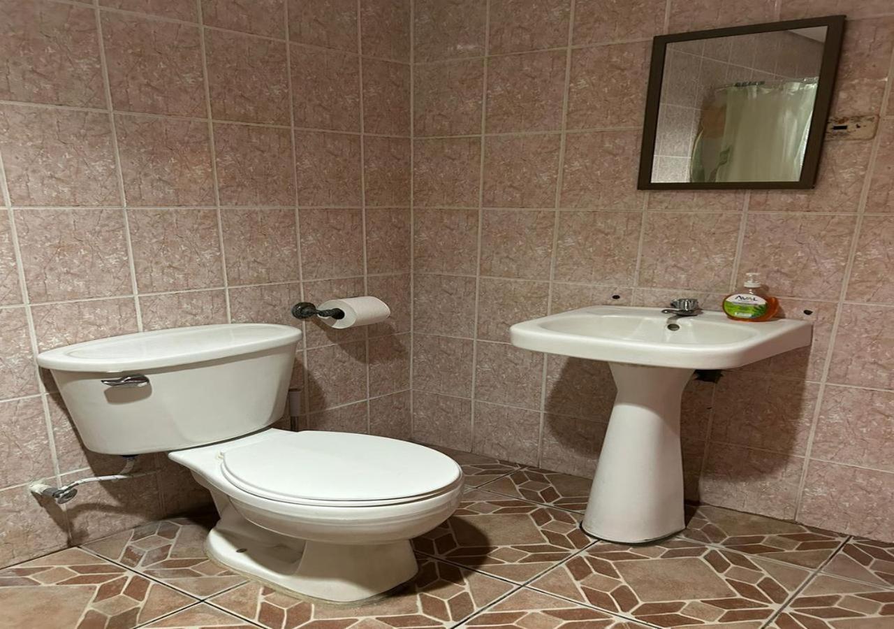 Casa Robles - Your Stay Near Airport Managua Buitenkant foto