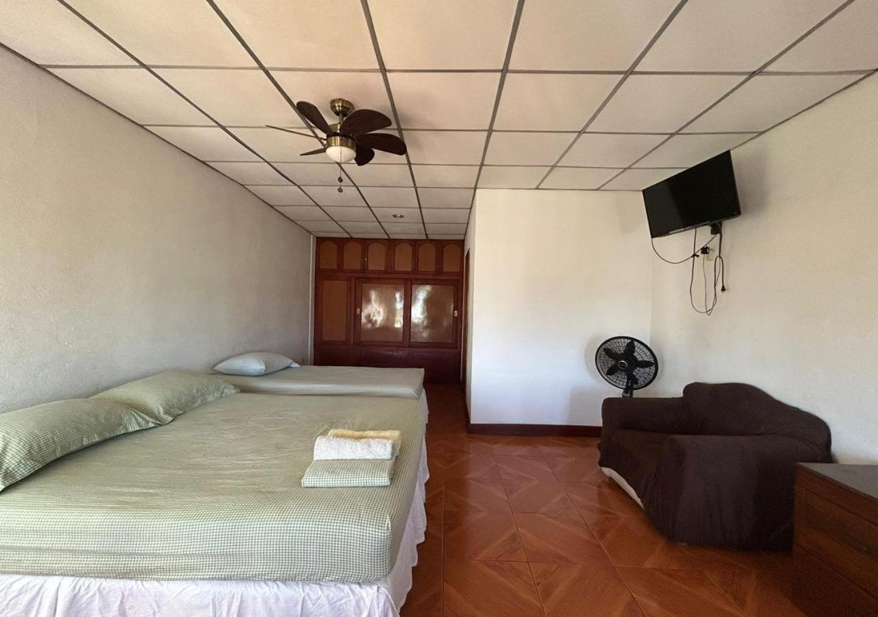 Casa Robles - Your Stay Near Airport Managua Buitenkant foto